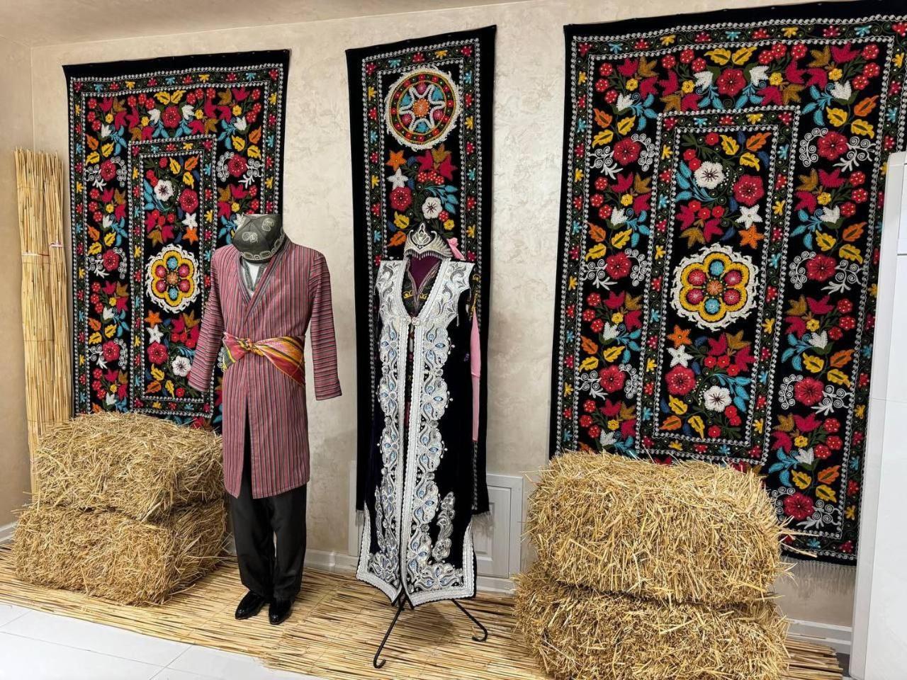 Al Madina Hotel סמרקנד מראה חיצוני תמונה