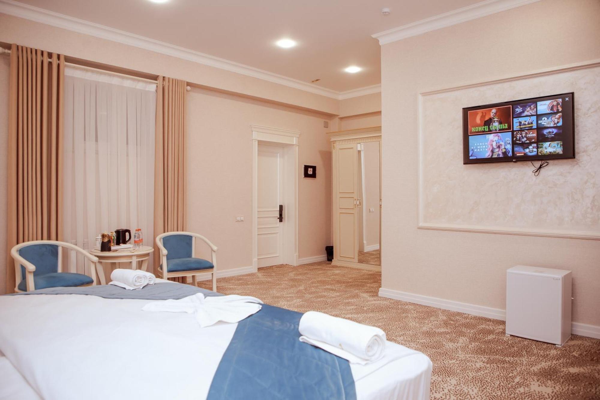 Al Madina Hotel סמרקנד מראה חיצוני תמונה