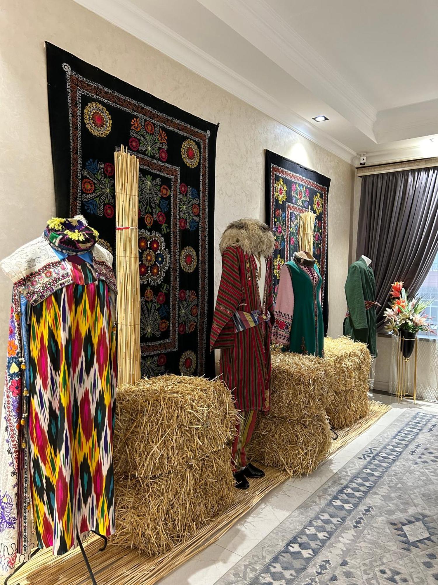 Al Madina Hotel סמרקנד מראה חיצוני תמונה
